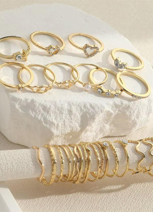 Fashion Simple Wave & Crystal Heart Rings Set