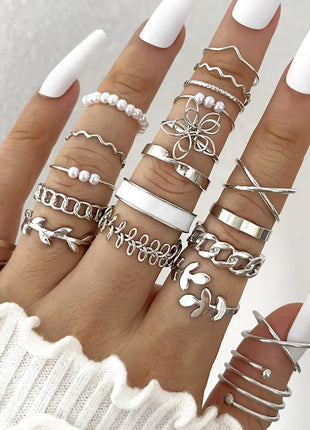  Fashion Simple Wave & Crystal Heart Rings Set